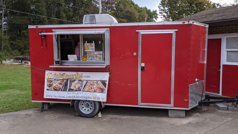 TwisteDoughs', Falling Waters