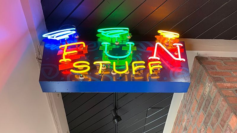 More Gimmicks Than Good Food