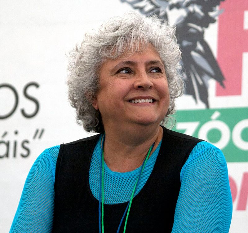 Like Water For Chocolate By Laura Esquivel