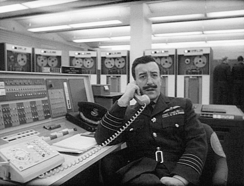 Dr. Strangelove (1964)