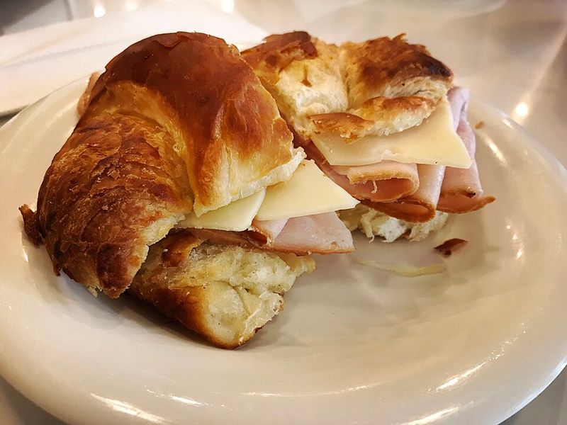 17. Croissant Sandwich