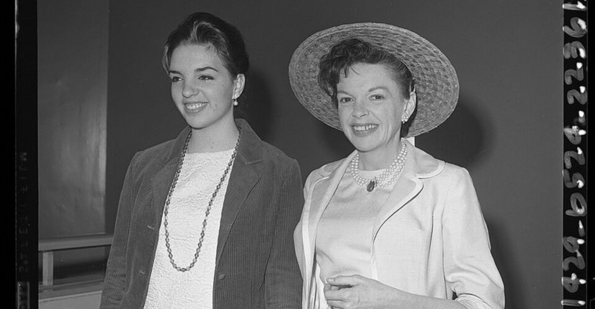 20 Actresses With Well Known Parents In Entertainment