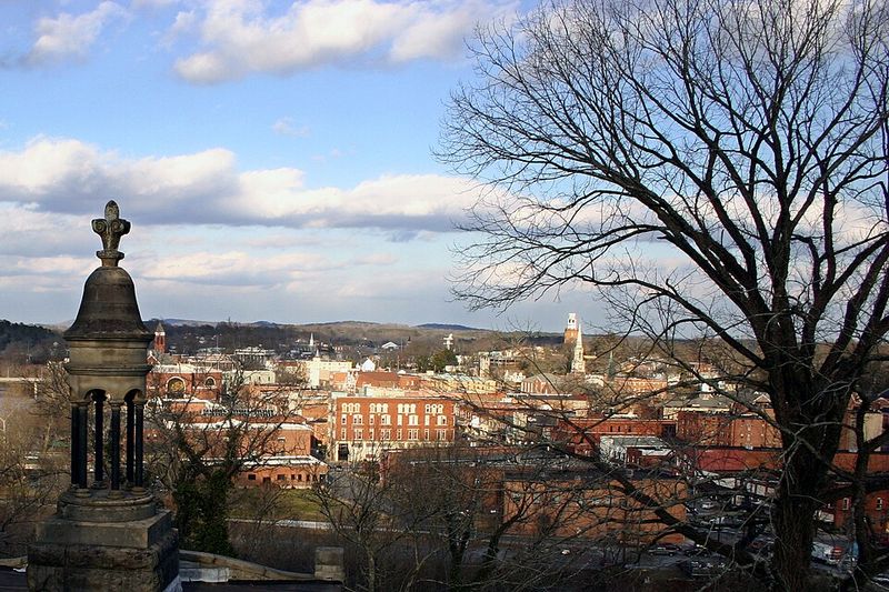 Hawkins Blends Midwestern Inspiration With Georgia Filming Locations