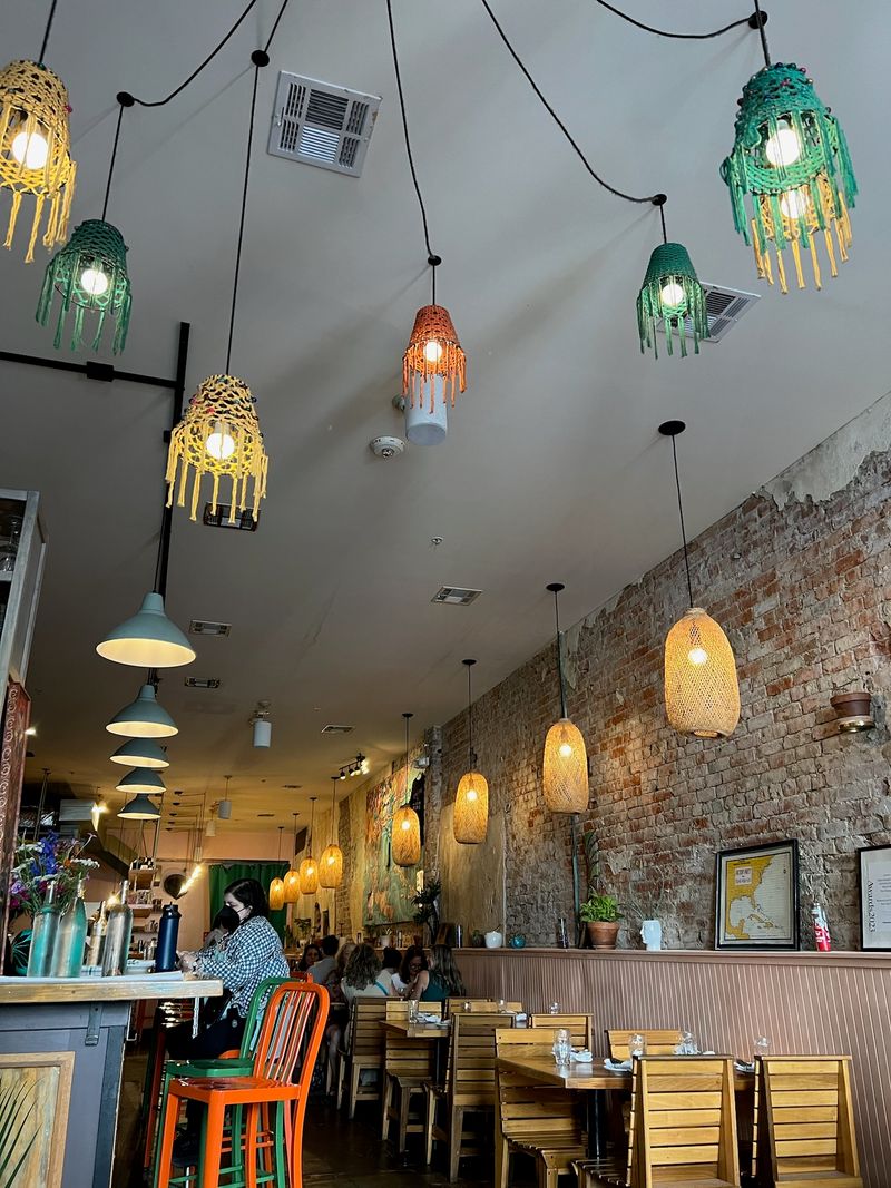 Palm & Pine – New Orleans (French Quarter)