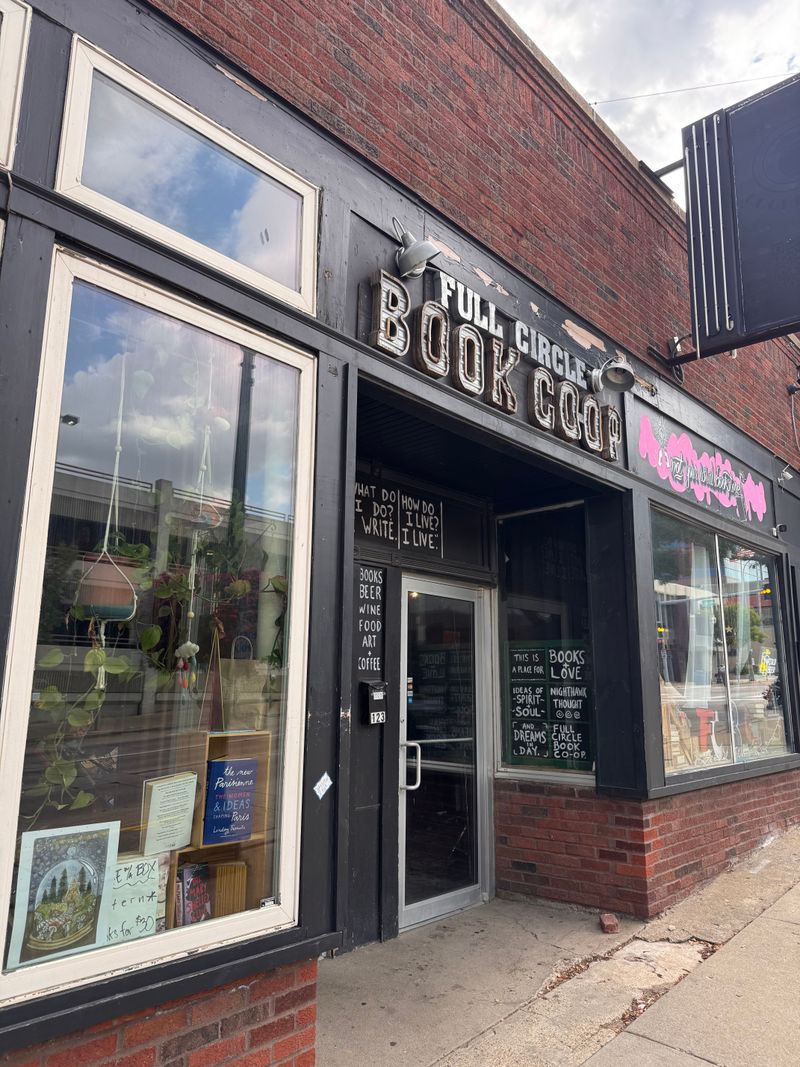 Full Circle Book Co-op - Sioux Falls, South Dakota