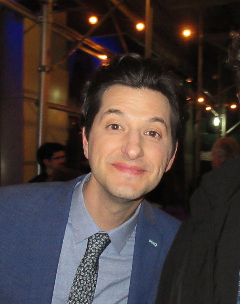 Ben Schwartz in Sonic the Hedgehog 2 (2022): Jean-Ralphio Delivery