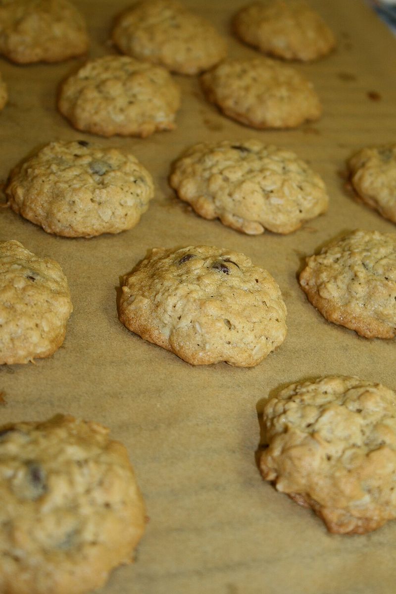 Classic Oatmeal Chocolate Chip Cookies