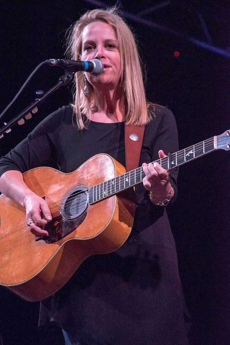 Passionate Kisses - Mary Chapin Carpenter