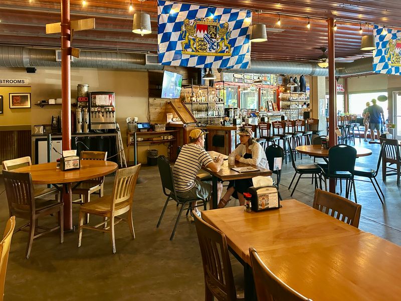 Pecan Street Brewing - Johnson City