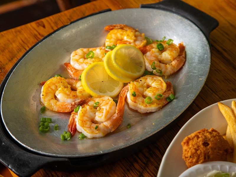 Middendorf's Manchac - Akers, LA