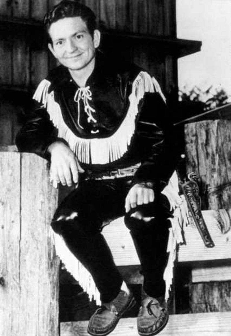 Blue Eyes Crying in the Rain — Willie Nelson