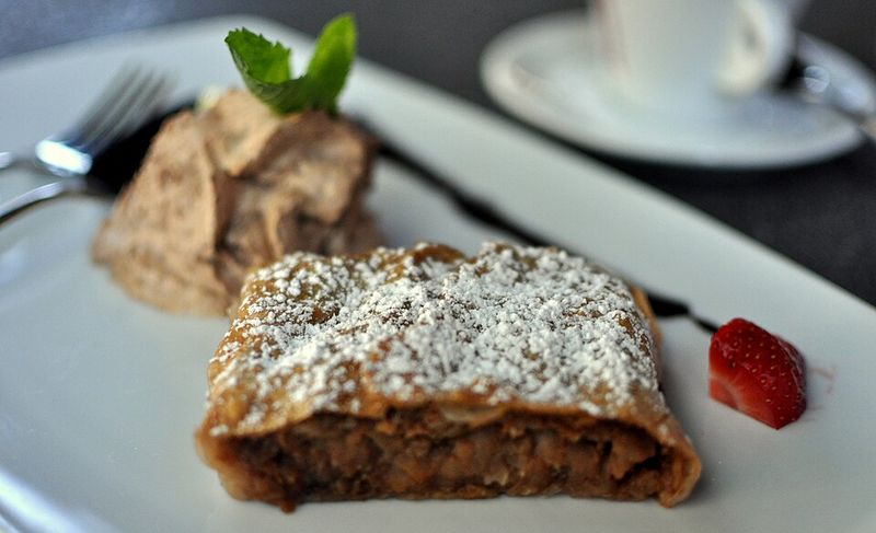 Apple Strudel (The Sound Of Music)