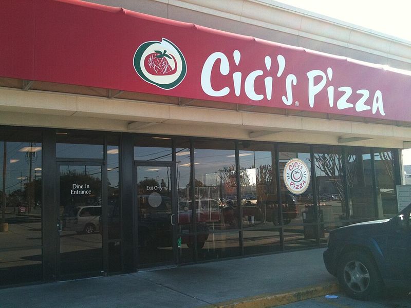 Cicis Pizza