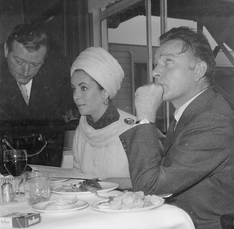 Elizabeth Taylor And Richard Burton