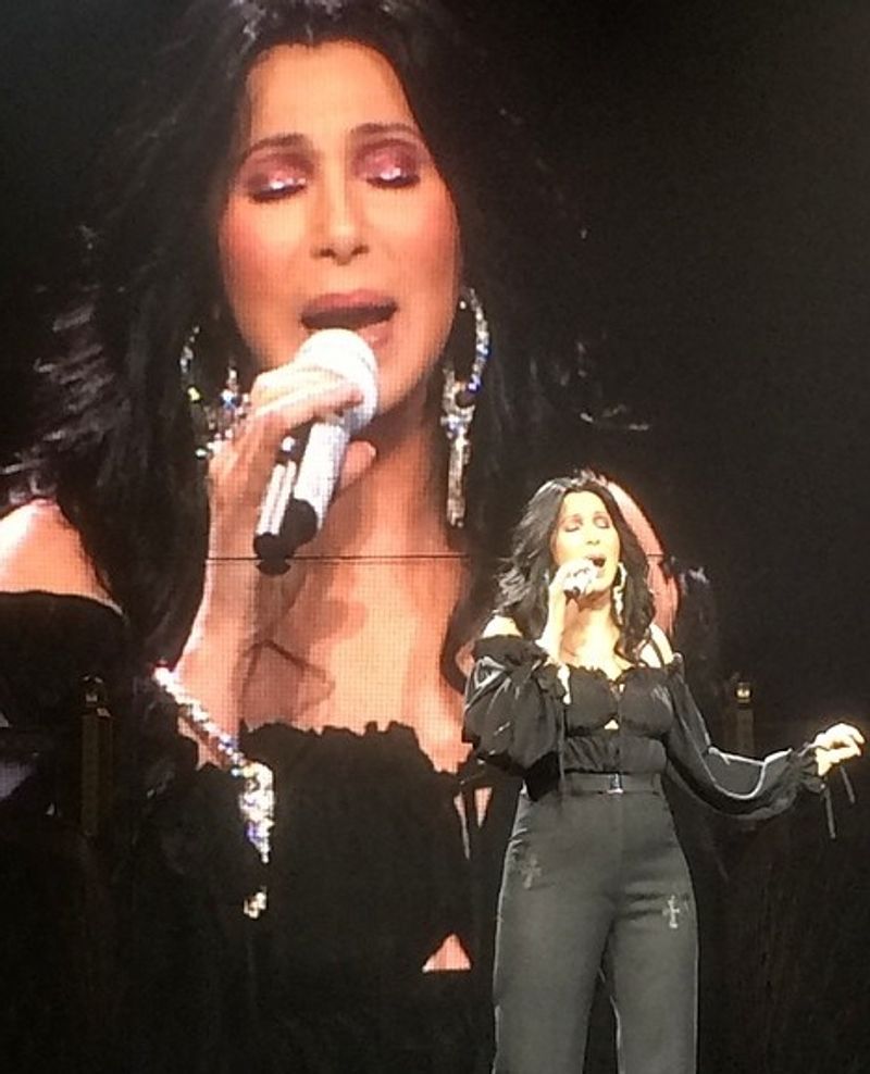 Cher - Moonstruck (1987)