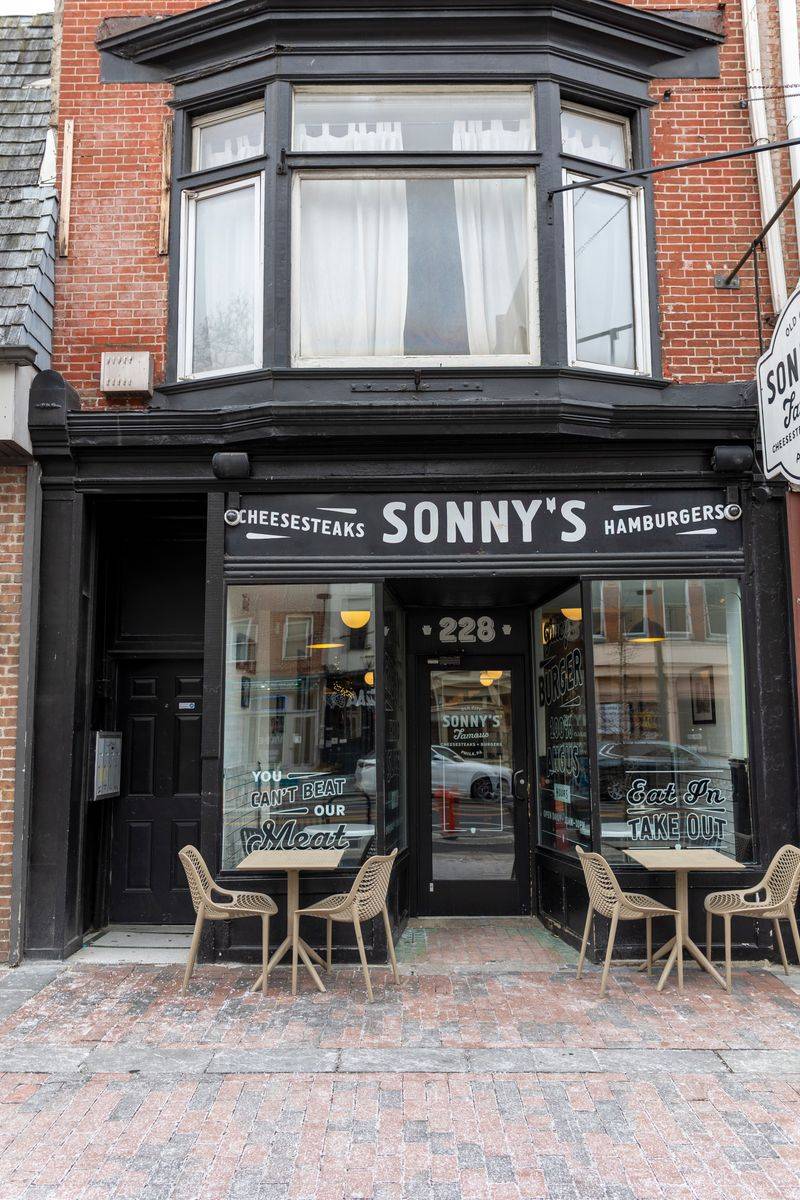 Sonny's Famous Steaks
