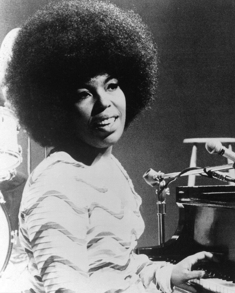 Killing Me Softly with His Song - Roberta Flack