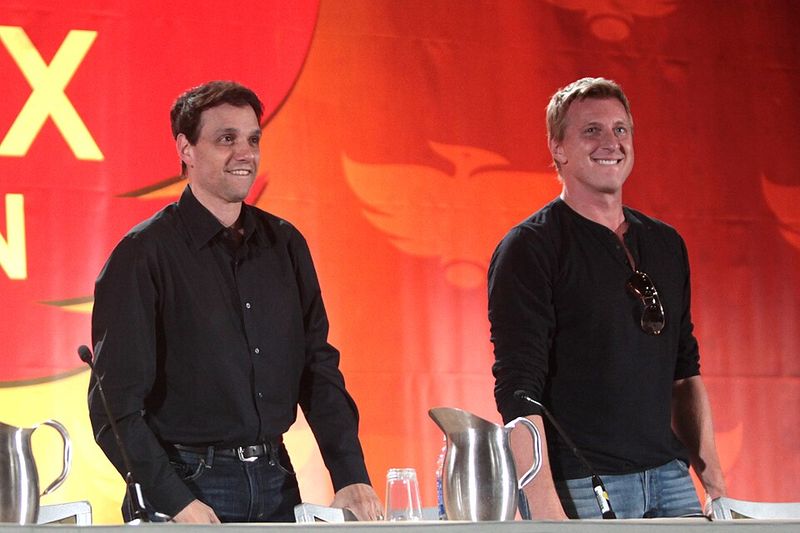 How I Met Your Mother (2013): Ralph Macchio and William Zabka Karate Kid Jokes