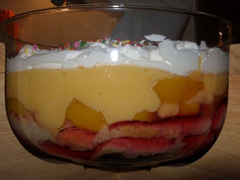 Trifle Cups With Vanilla Wafer Sand