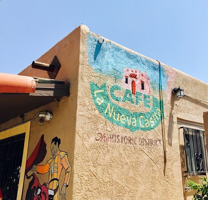 La Nueva Casita Cafe