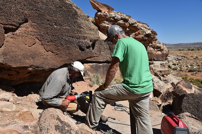 Mill Canyon Dinosaur Bone Trail