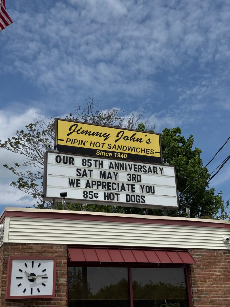 Jimmy John's Pipin' Hot Sandwiches – West Chester