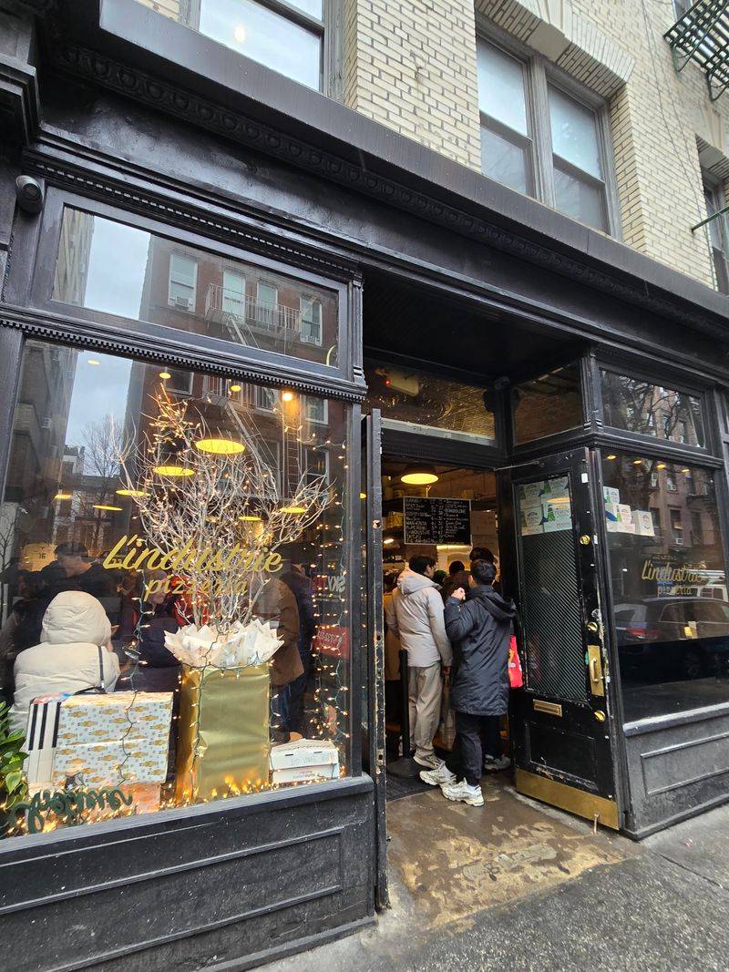 L'Industrie Pizzeria