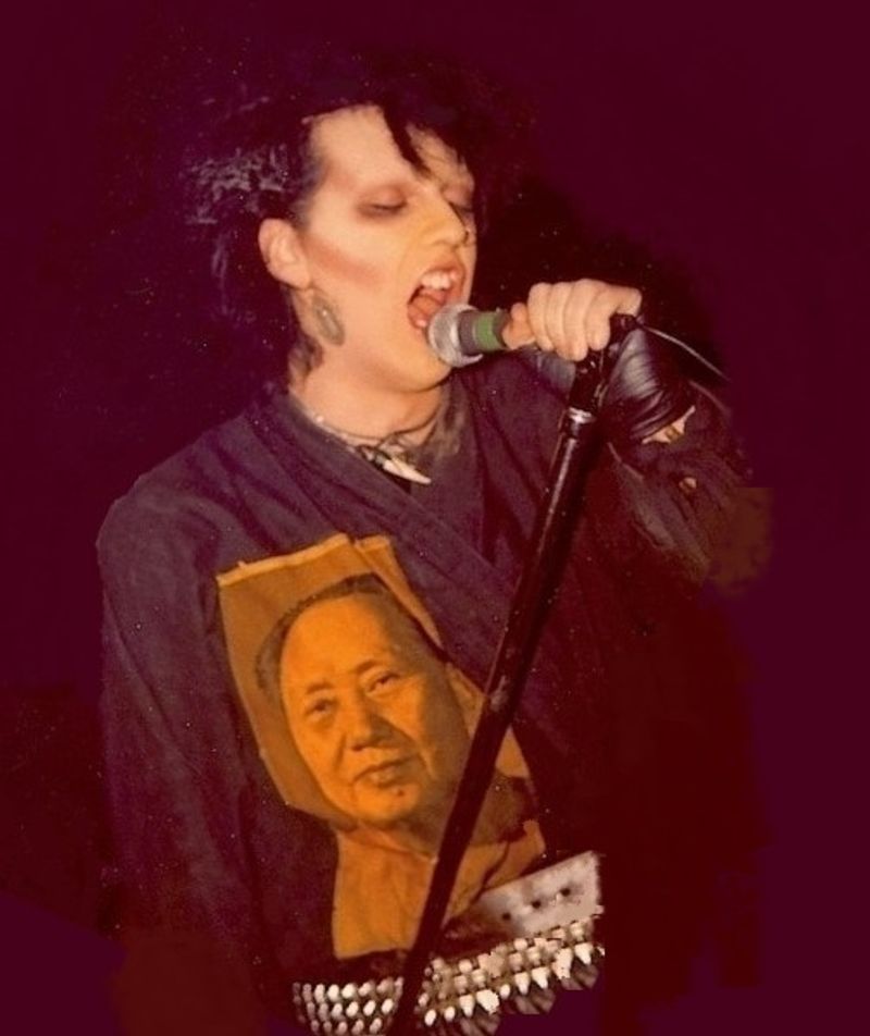 You Spin Me Round (Like a Record) - Dead or Alive (1984)