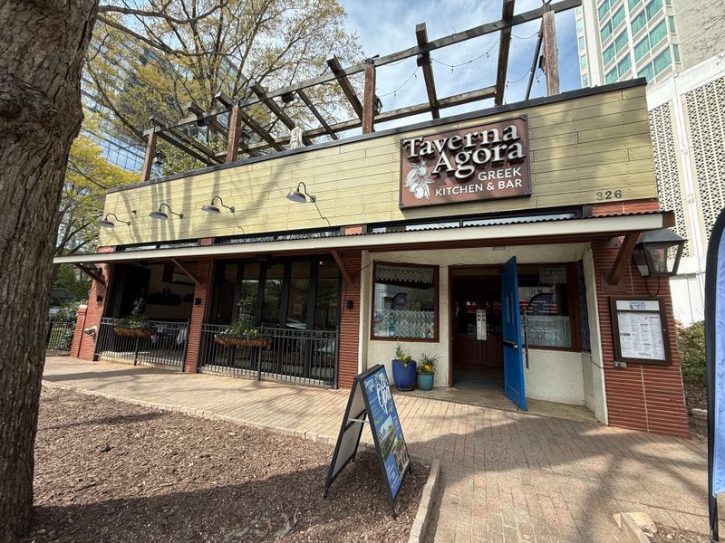 North Carolina: Taverna Agora