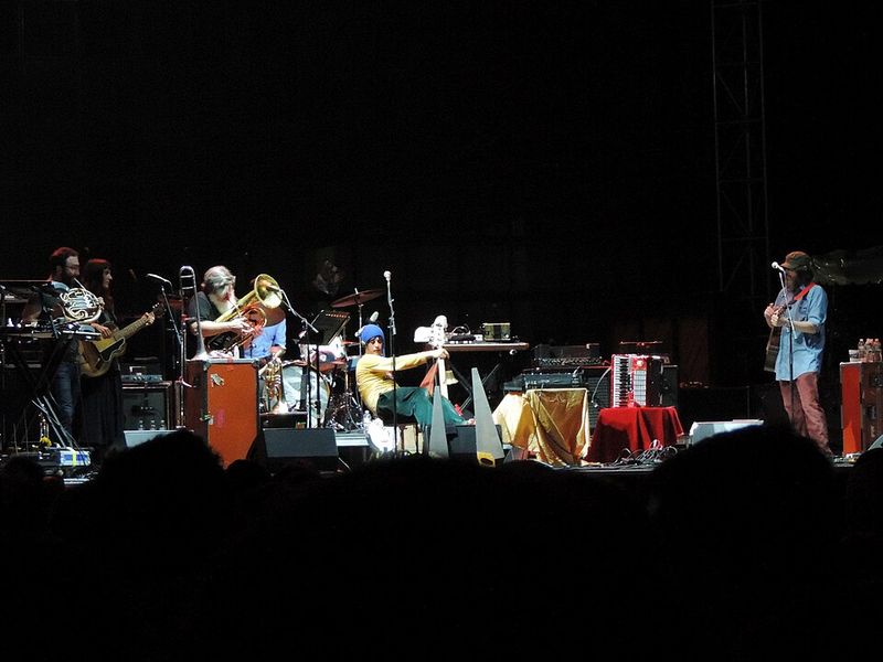 In The Aeroplane Over the Sea (Neutral Milk Hotel, 1998)