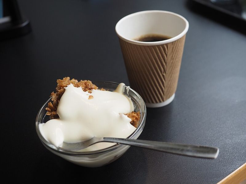 Coffee-And-Oatmeal Dessert With Apple And Vanilla Sauce