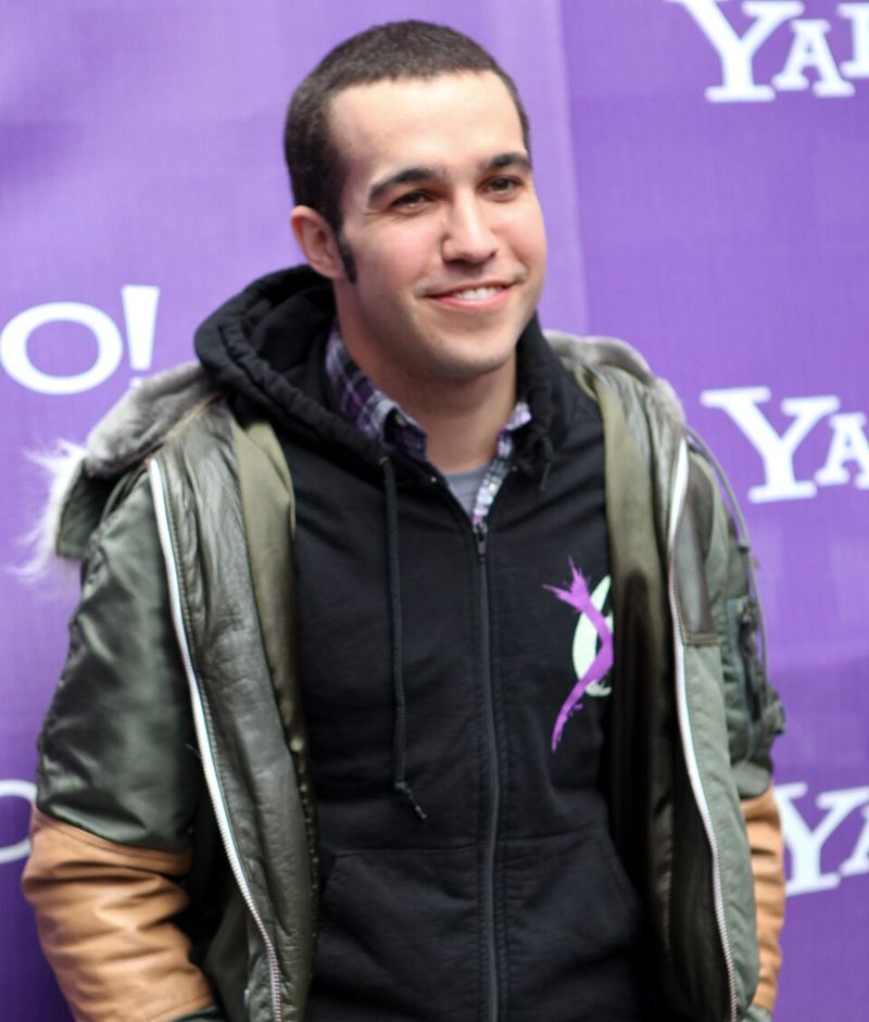 Pete Wentz and Ashlee Simpson - Son Bronx Mowgli