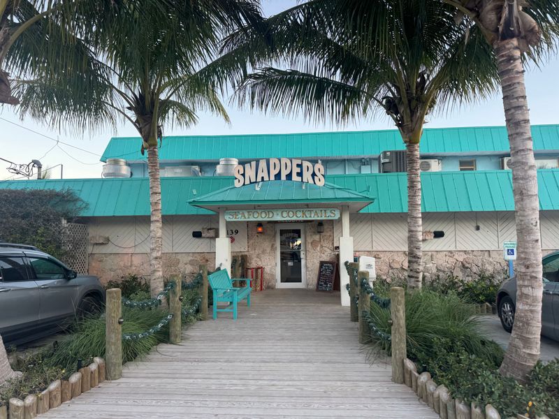 Snappers Sea Grill