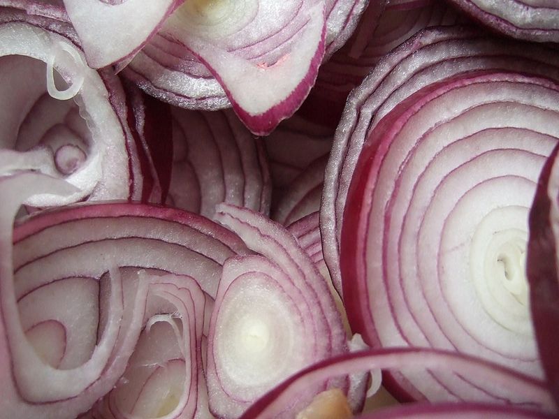 Thinly Sliced Red Onion