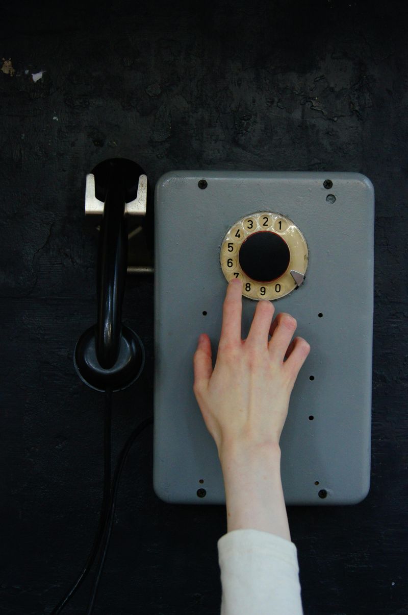 Memorizing Dozens Of Phone Numbers Without Writing Anything Down