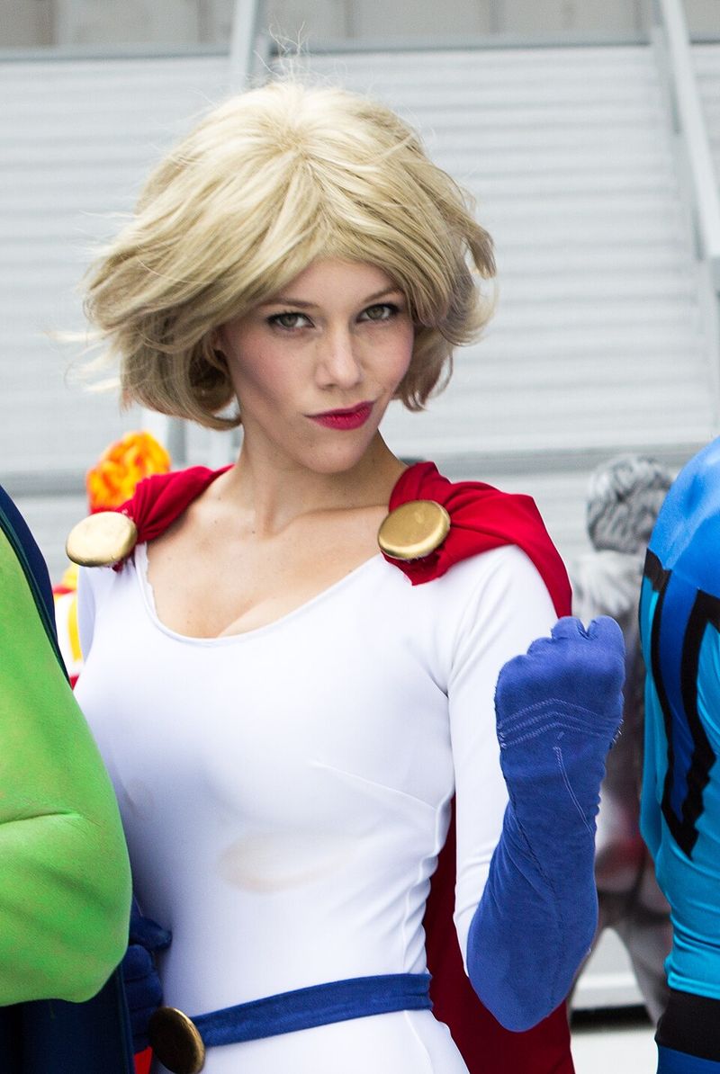 Power Girl (Kara Zor-L / Karen Starr)