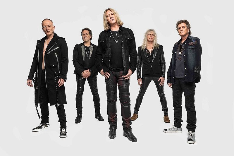 Def Leppard: Unstoppable Spirit