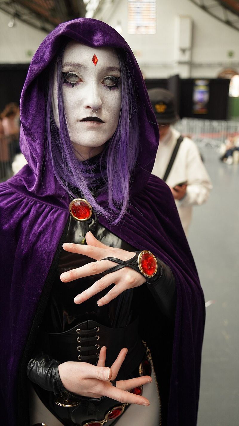 Raven (Rachel Roth)