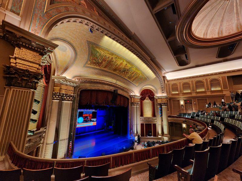 Hawaii Theatre - Hawaii