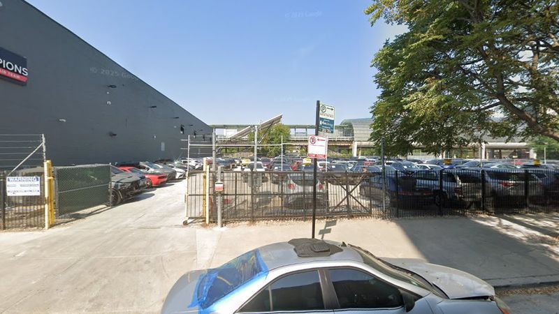 The Four Deuces (Chicago, Illinois)