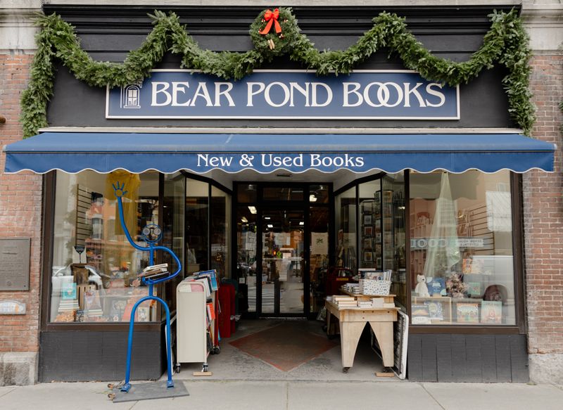 Bear Pond Books - Montpelier, Vermont