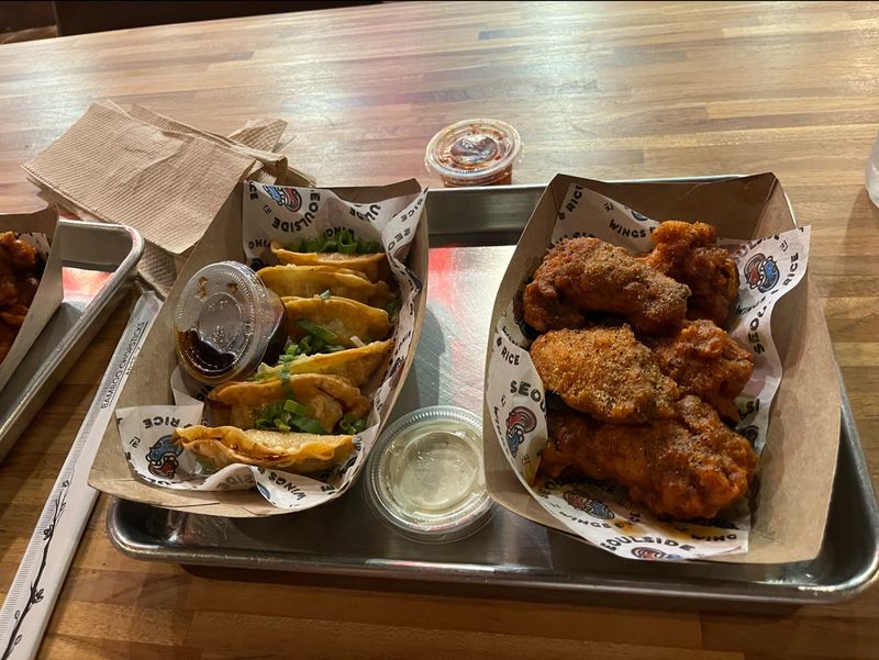 Seoulside Wings (The Conservatory Galleria)