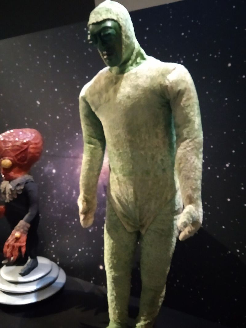 Invaders From Mars (1953)