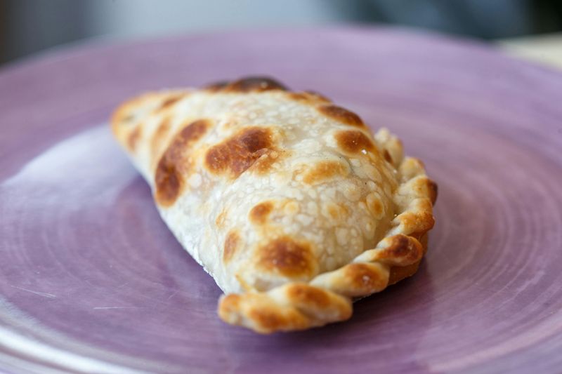 25. Empanada