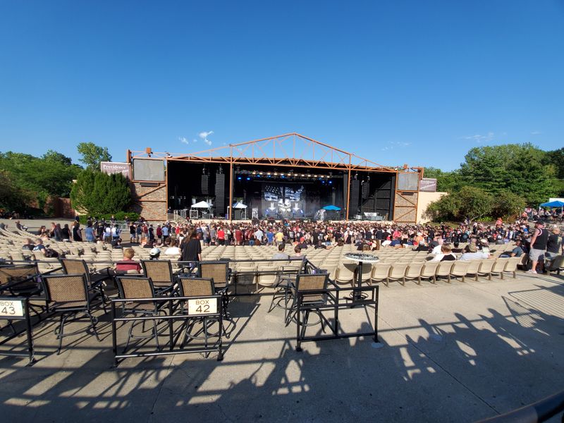 Azura Amphitheater - Kansas