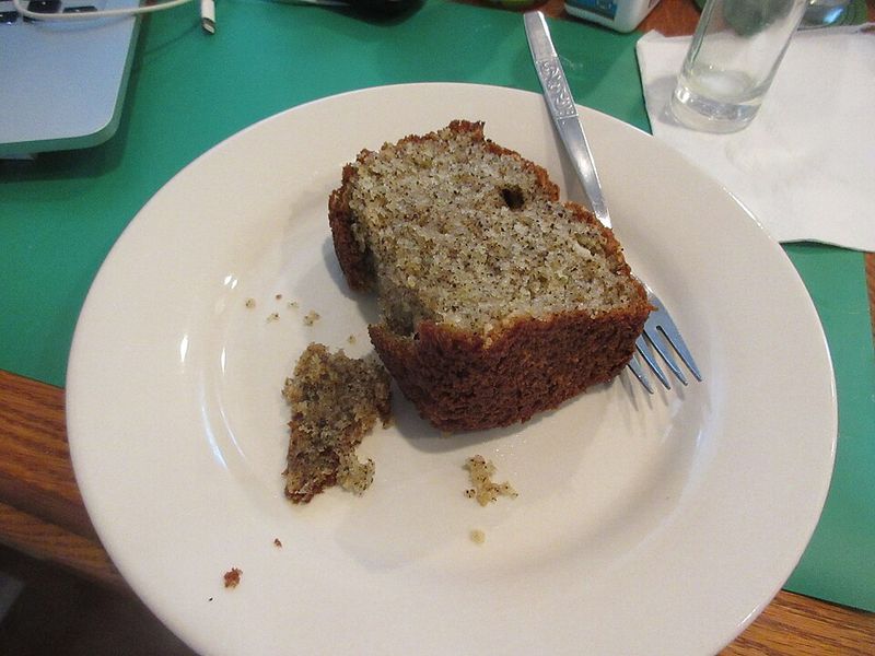 Earl Grey Greek Yogurt Cake