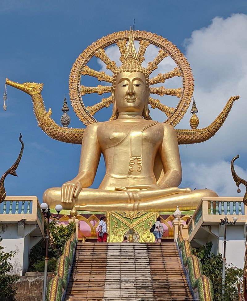 Big Buddha Temple (Wat Phra Yai)