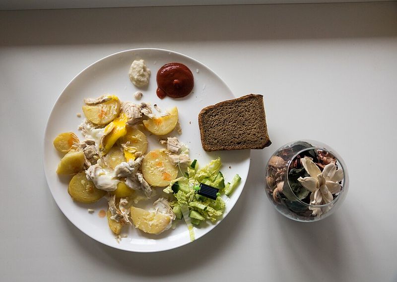 Brumotactillophobia: Fear of Foods Touching on a Plate