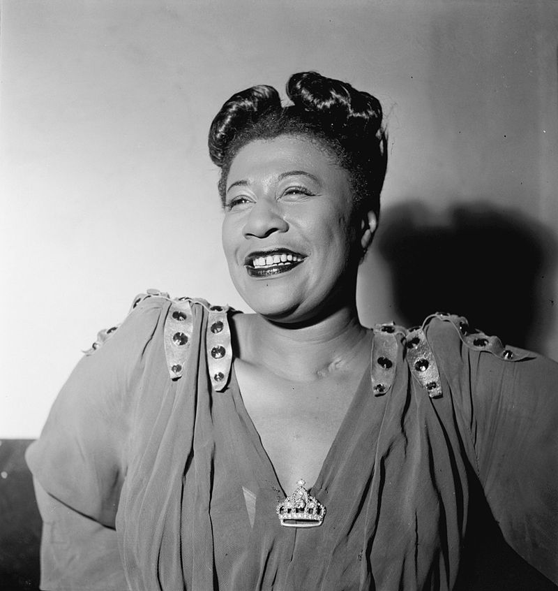 April in Paris — Ella Fitzgerald & Louis Armstrong