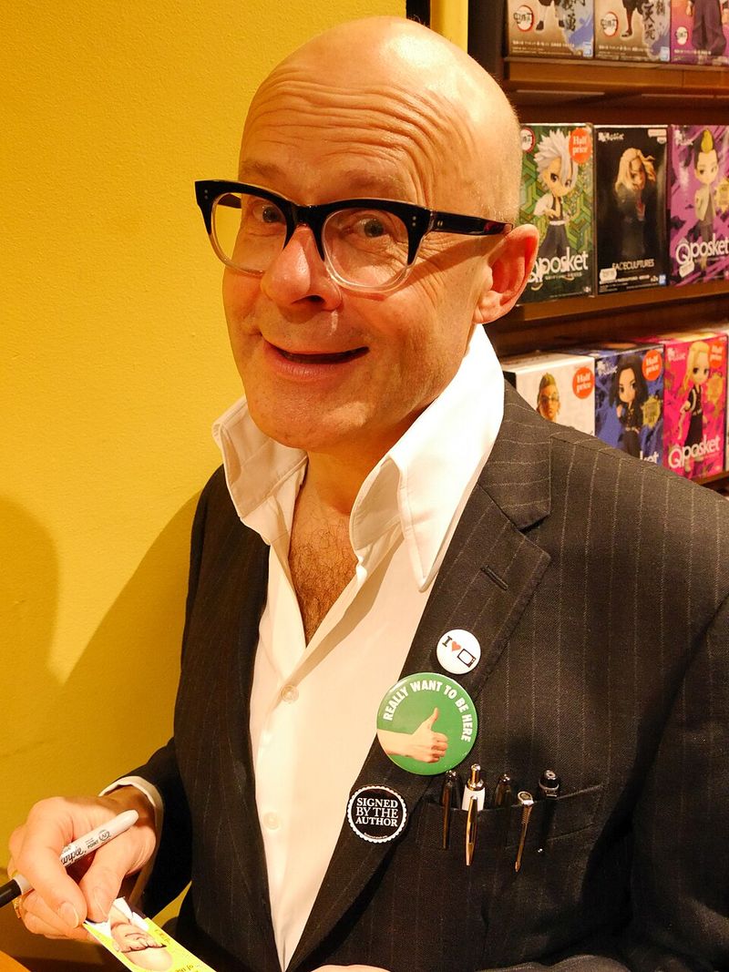 Harry Hill (Matthew Hall)